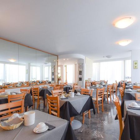 קאורלה Hotel Janeiro מראה חיצוני תמונה