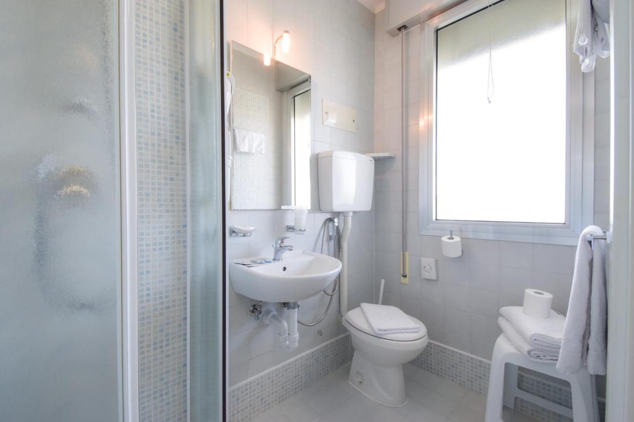 קאורלה Hotel Janeiro מראה חיצוני תמונה