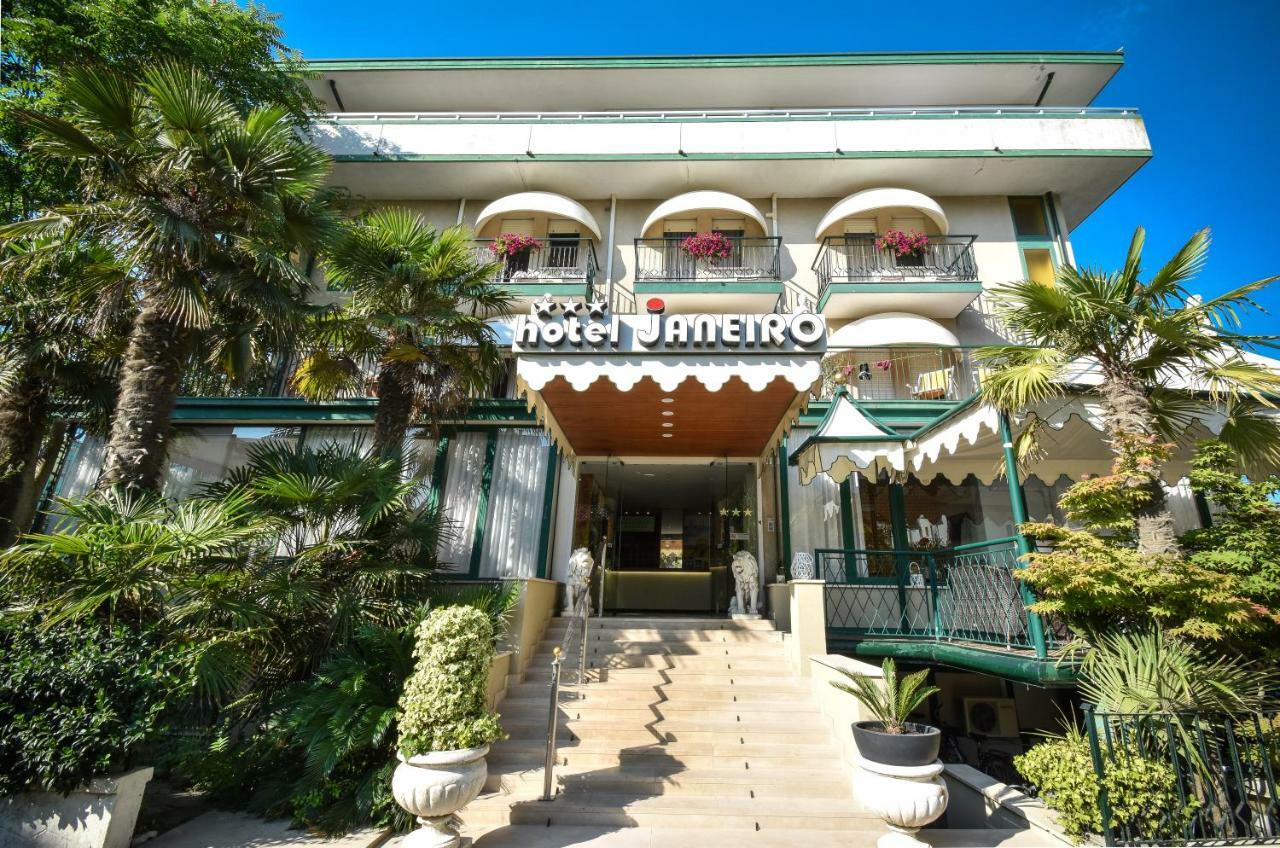 קאורלה Hotel Janeiro מראה חיצוני תמונה