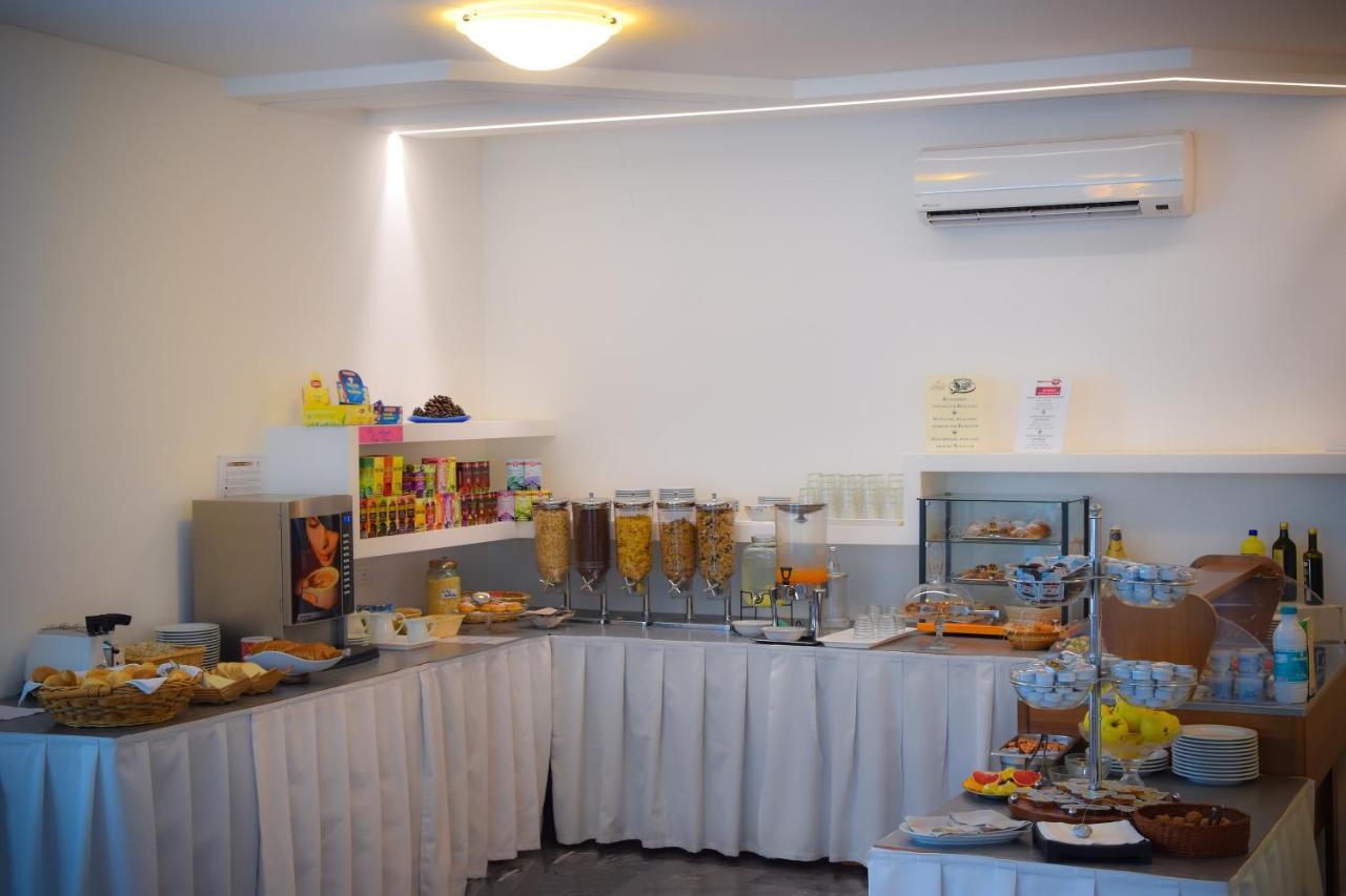 קאורלה Hotel Janeiro מראה חיצוני תמונה